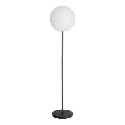 Foto Kave Home - Dinesh vloerlamp voor buiten in zwart staal